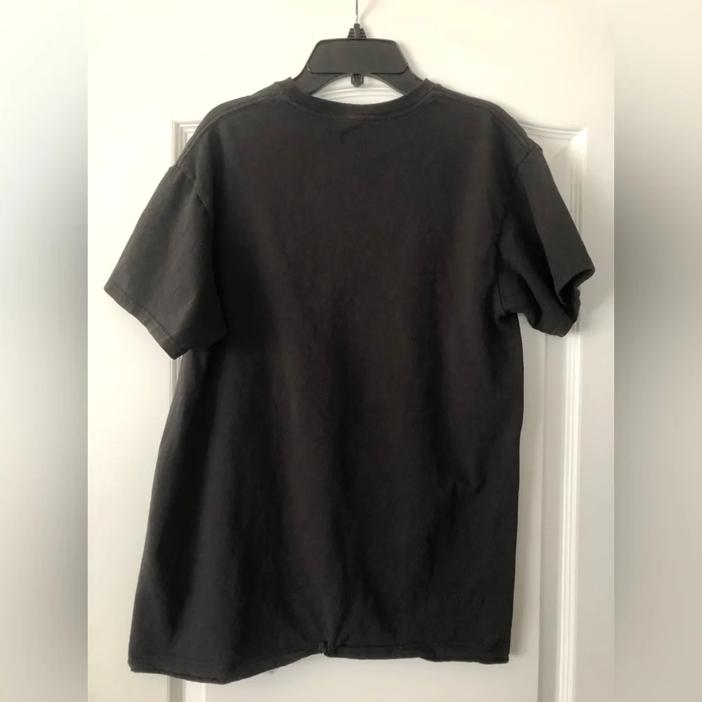 Star Wars Medium Graphic Tee - Picture 3 of 4